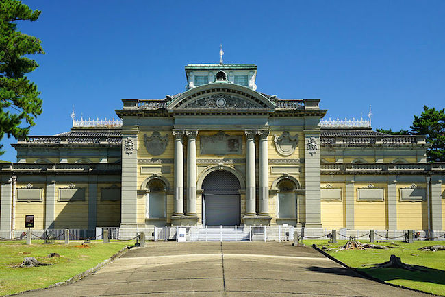 140927_Nara_National_Museum_Nara_Japan01bs5