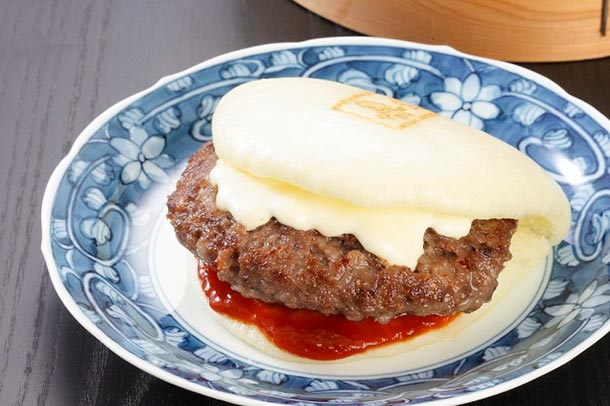 「岩崎本舗」白バーガー